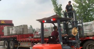 鸡西 黄金麻冰裂纹，地铺石装车