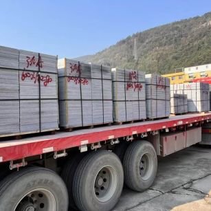 鸡西 芝麻灰地铺石出货日常