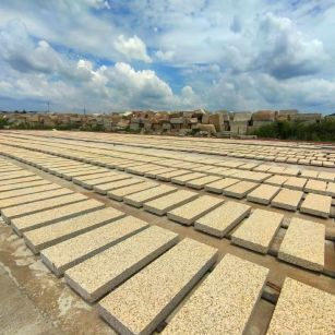鸡西 黄金麻荔枝面花岗岩石材地铺石防护中