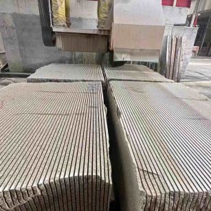 鸡西 车间生产日常，黄金麻白麻花岗岩