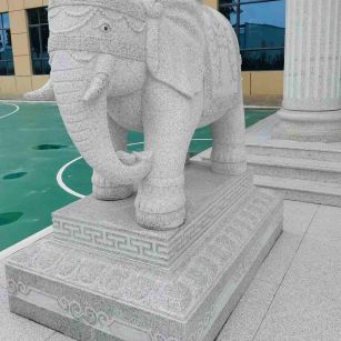 鸡西 白麻花岗岩动物异形石雕-大象