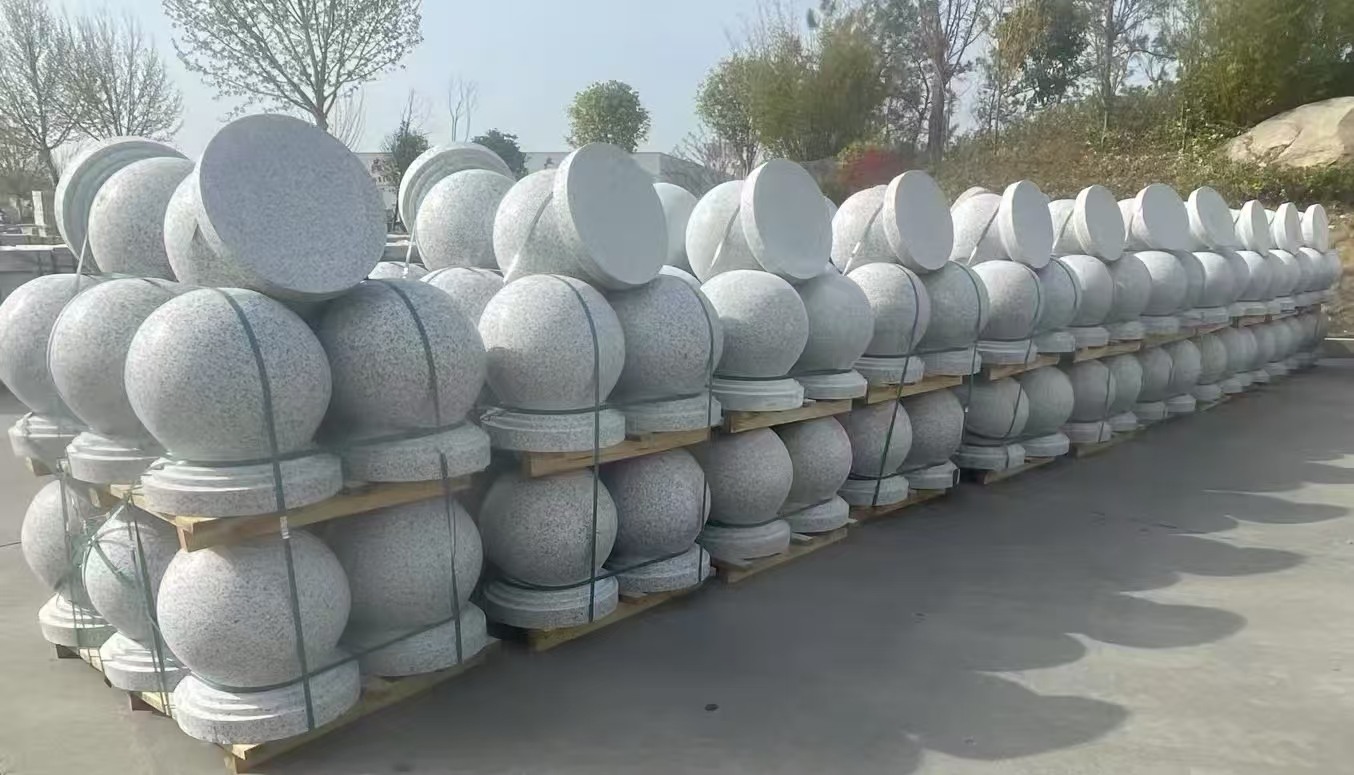 鸡西 白麻花岗岩石材圆球，石球，挡车球，隔离球，景观石球，风水球等