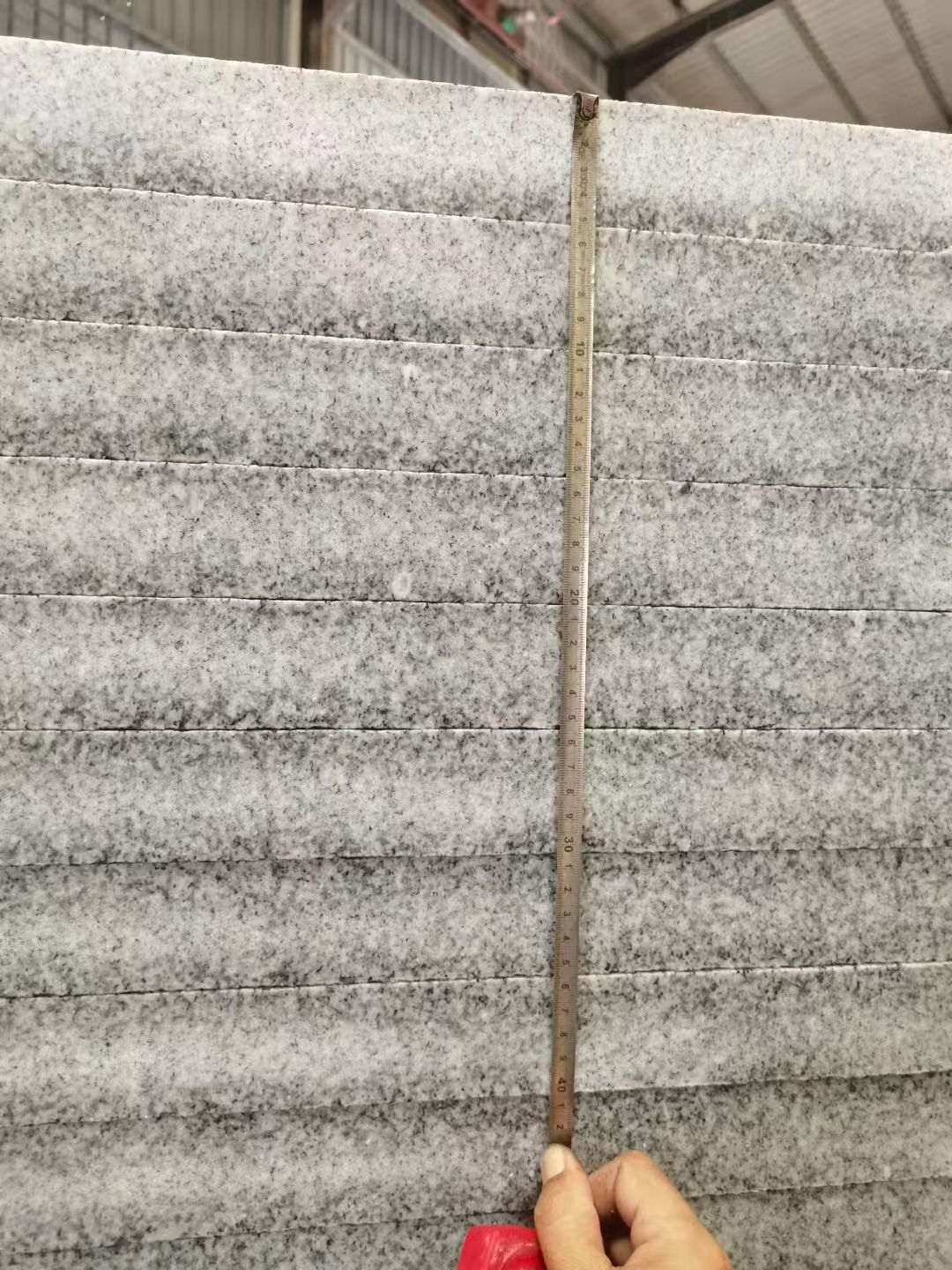 鸡西 芝麻白火烧成品厚薄均匀，B料价格接近A料质量