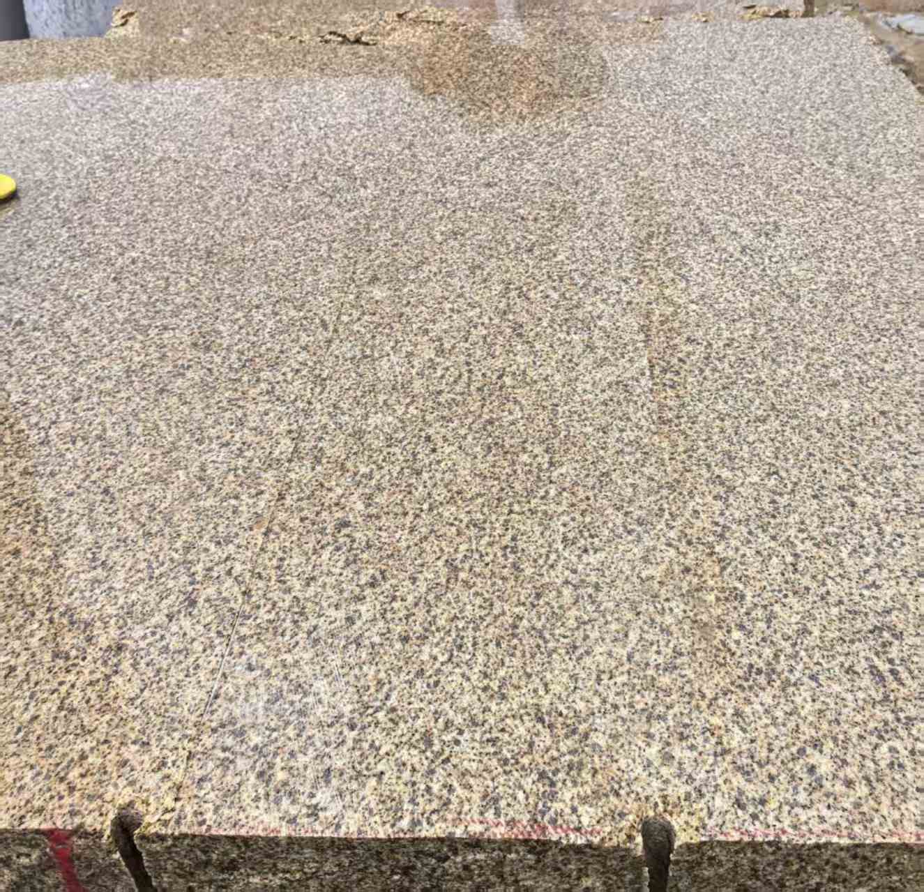 鸡西 黄金麻花岗岩石材方料