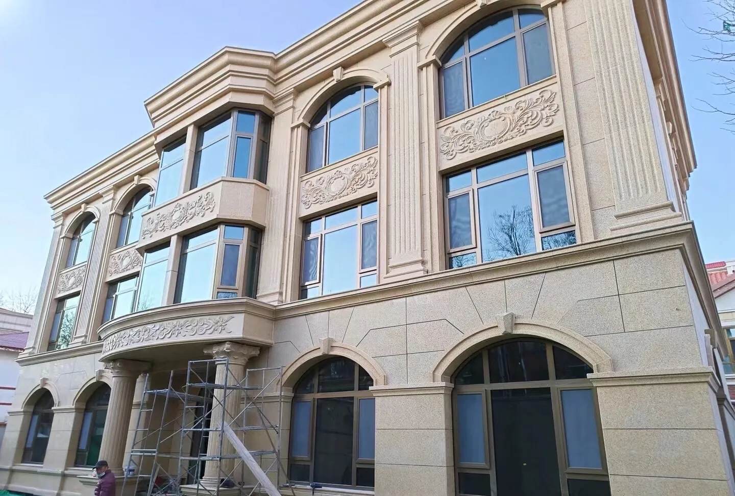 鸡西 黄金麻花岗岩别墅外墙干挂