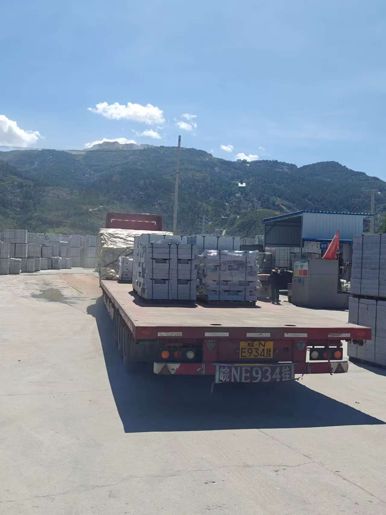 鸡西 芝麻白仿形路沿石，直形路沿石