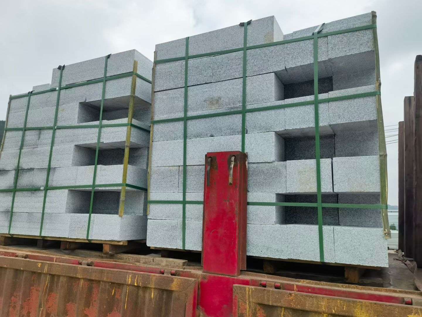 鸡西 芝麻白花岗岩路沿石，平石，路侧石，马路牙子，路缘石，立缘石，平缘石等