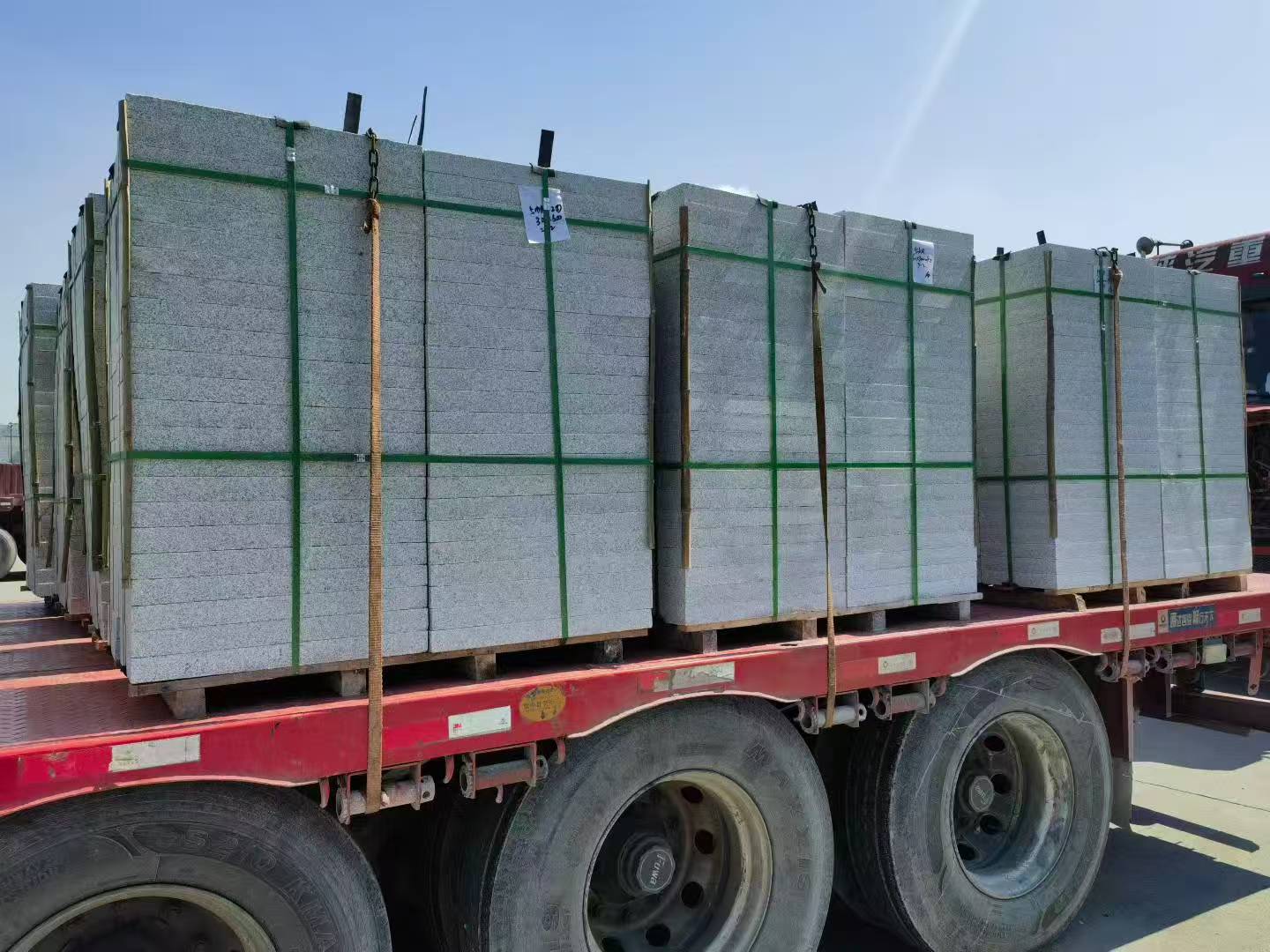 鸡西芝麻白花岗岩出货日常地铺石