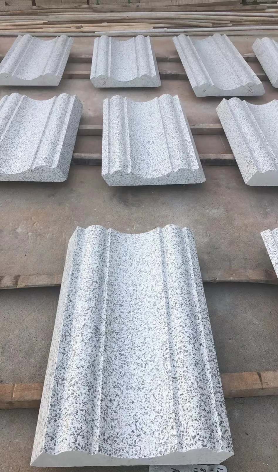 鸡西 白麻花岗岩光面别墅线条