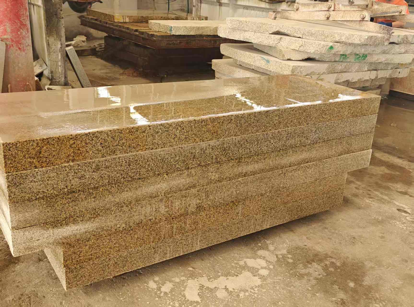 鸡西 黄金麻栏杆料半成品加工中